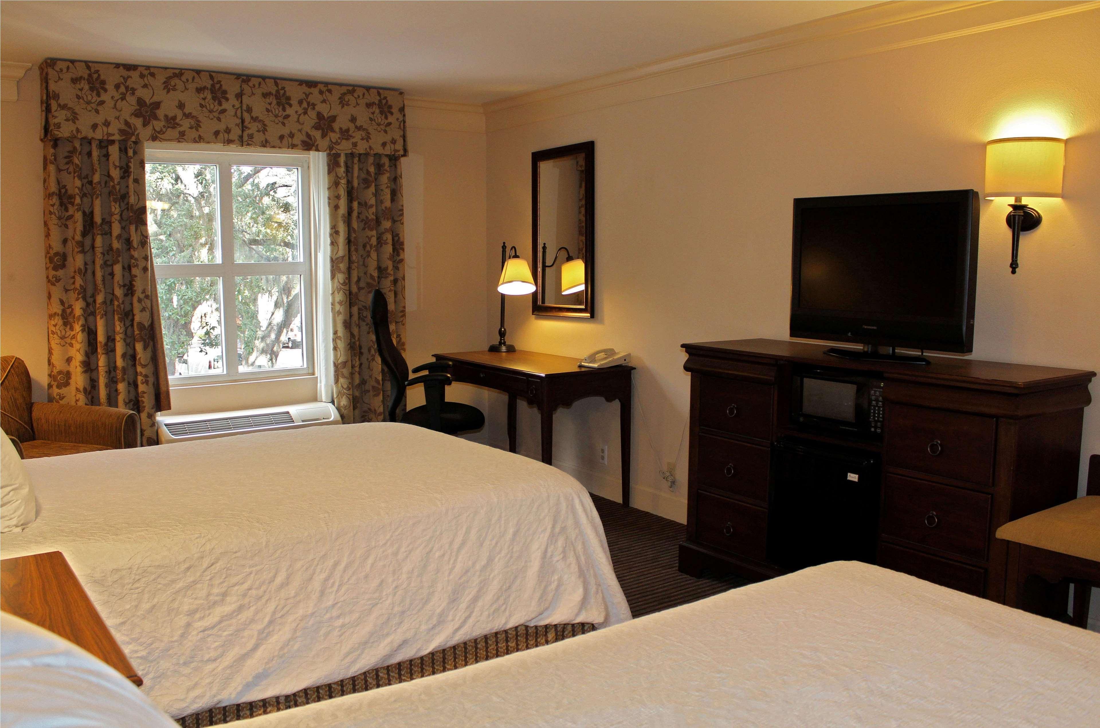 Hampton Inn Savannah Historic District Exteriör bild